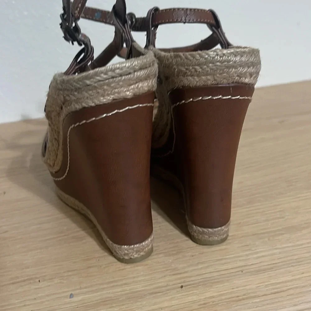 MIA Women's Tan Brown Wedge Platform Sandals Shoes Size 8.5 Medium